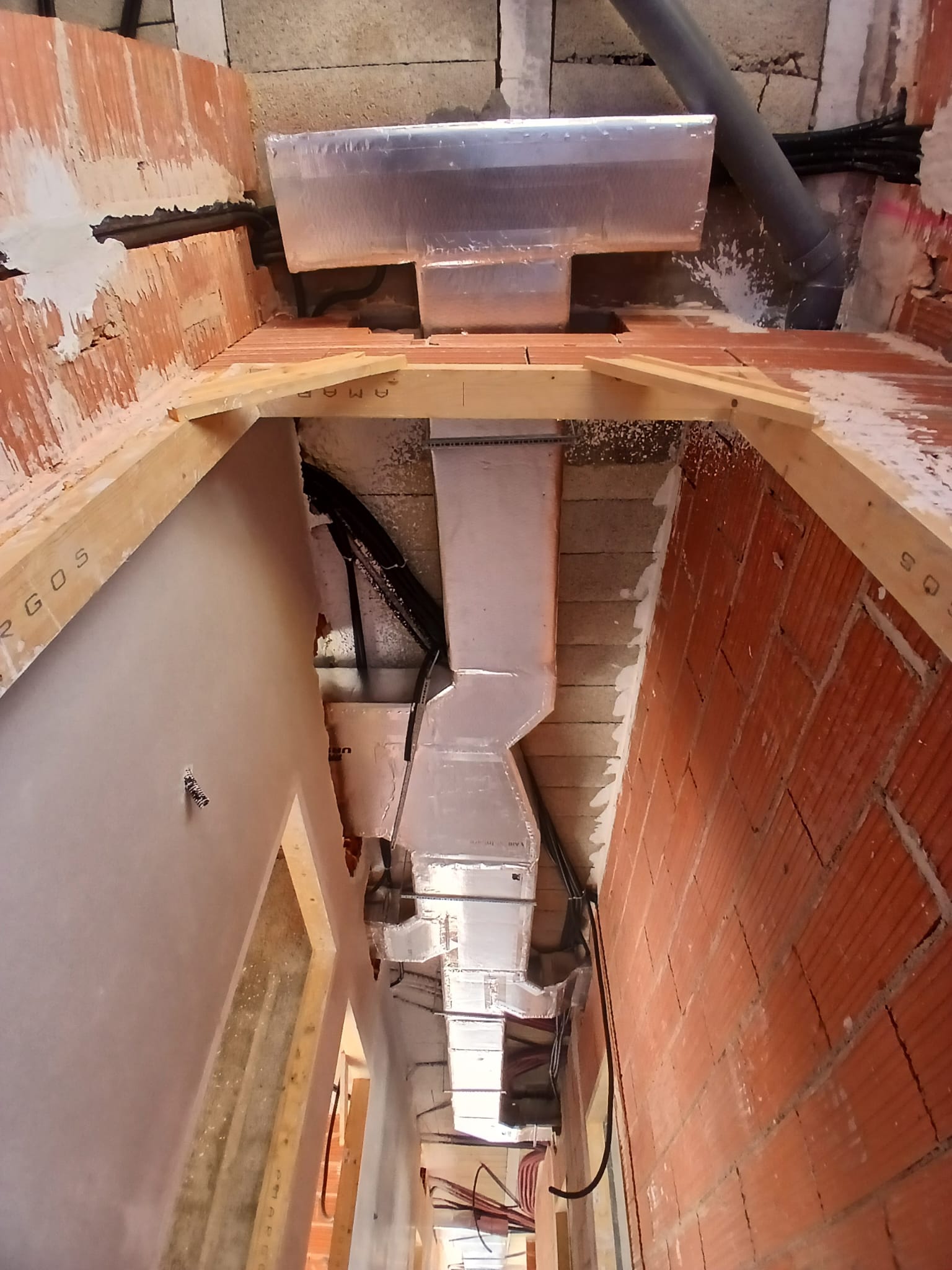 Instalación de conductos DUALTERMiA – imagen 2